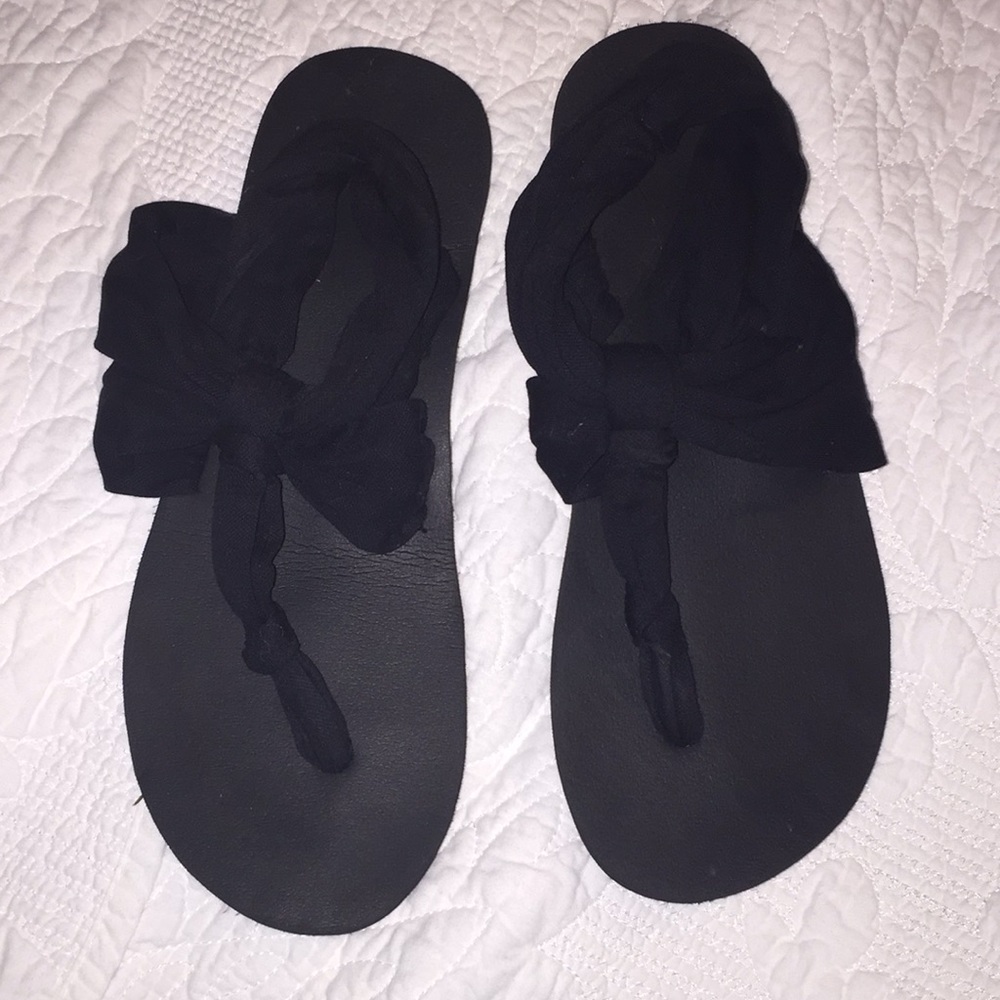 Sandles